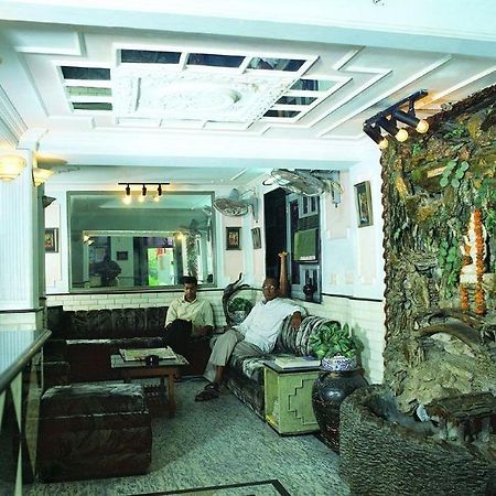 Sunshine Villa Нью-Дели Экстерьер фото